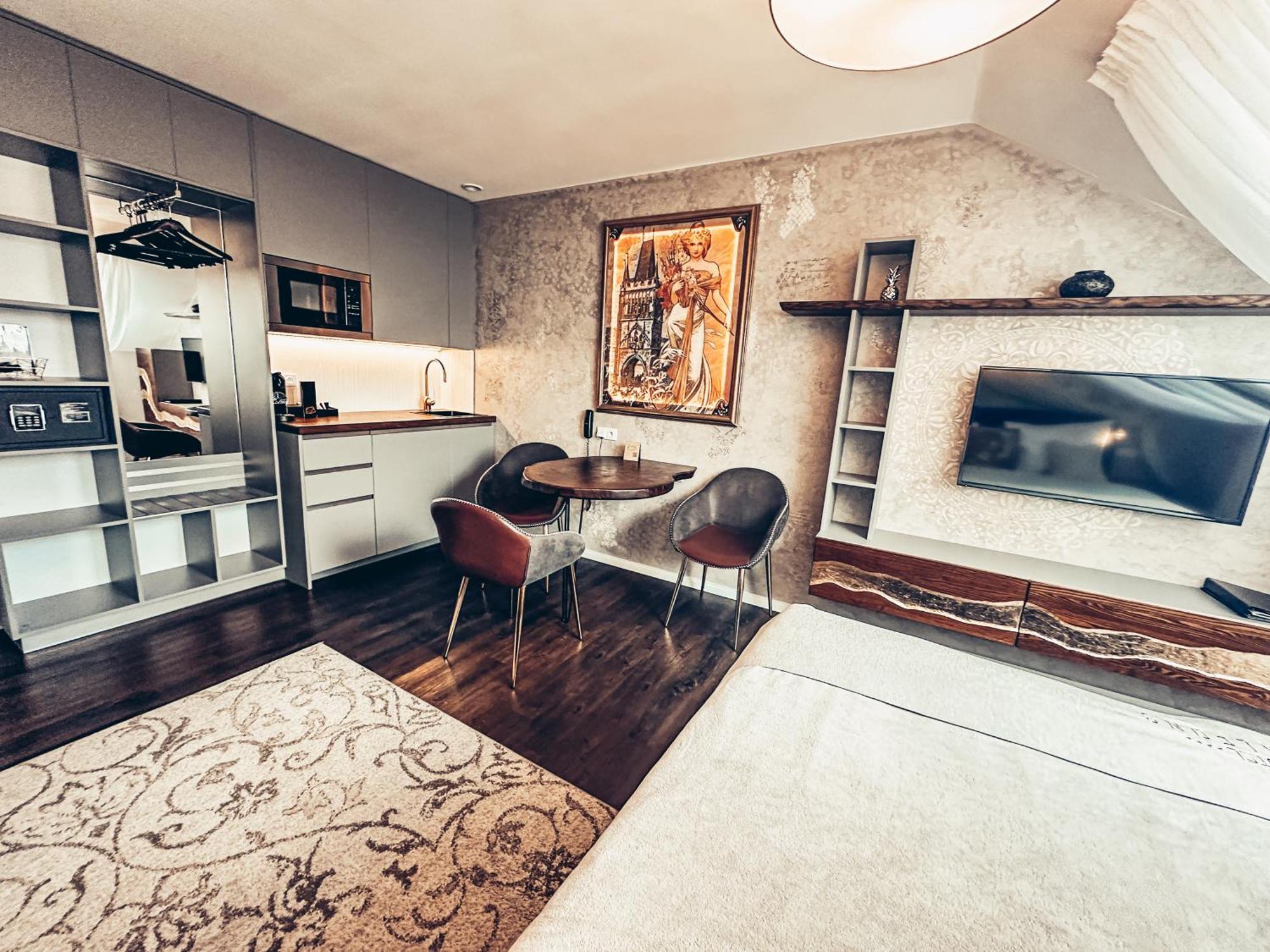 Alfons Boutique Hotel Praha Bagian luar foto